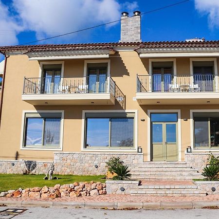 East & West Seaside Apartments Gialtra المظهر الخارجي الصورة