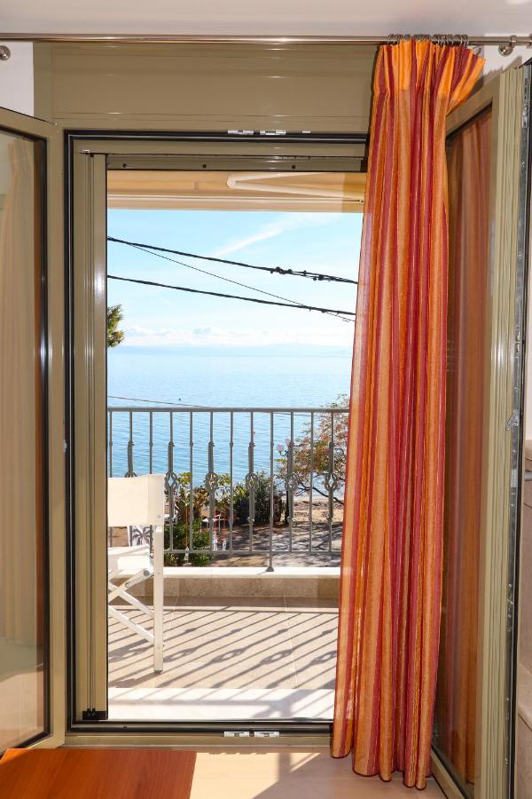 East & West Seaside Apartments Gialtra المظهر الخارجي الصورة